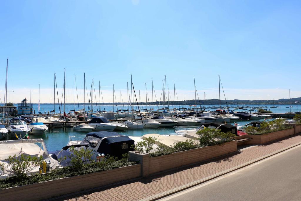 Vila Borgo Stropea Soiano Del Lago Exteriér fotografie